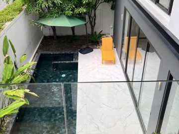 4 Bedroom Condo for sale at The Primary V