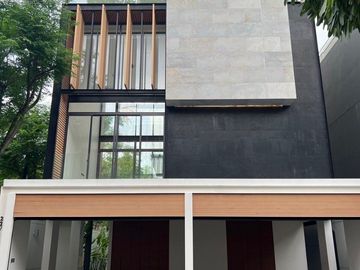 4 Bedroom Condo for sale at The Primary V