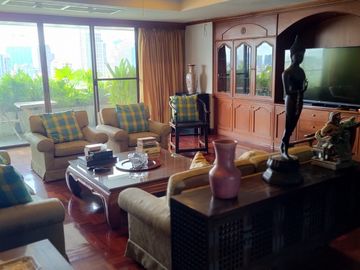 3 Bedroom 3 Bathroom condo for sale