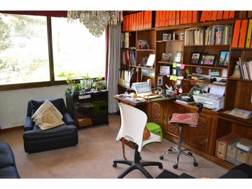 Casa para familia o empresa - Amplio Terreno Metro Los Dominicos