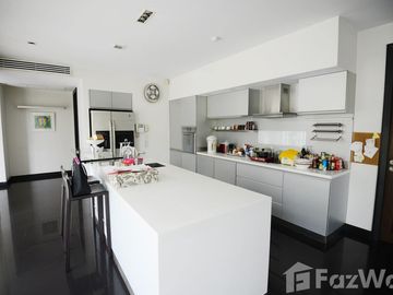 Stylish 2-story luxury single house for sale