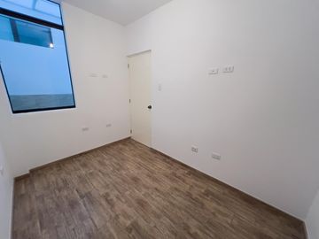 SE VENDE DEPAS EN ESTRENO FRENTE A PARQUE