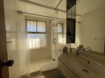 GRAN DEPARTAMENTO EN BARRIO ORIENTE