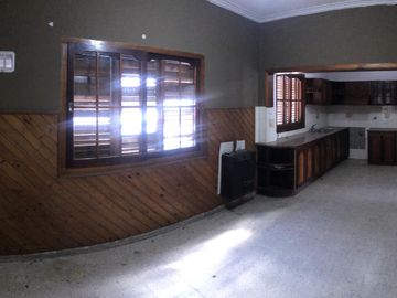 Casa -Casa en Venta Tolosa La Plata