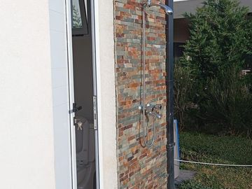 Casa de cinco ambientes con jardin y piscina en Greenville Barrio Cerrado Hudson