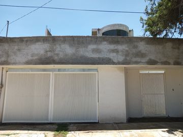Casa en venta en Ojo de Agua, Tecámac, Estado de México.