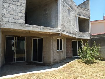 Casa en venta en Ojo de Agua, Tecámac, Estado de México.