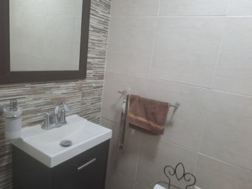 CASA EN VENTA FRACCIONAMIENTO LAS HUERTAS C.P. 31555 C.D. CUAUHTEMOC, CHIHUAHUA.