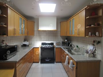 CASA DE UN SOLO NIVEL EN ACAPATZINGO - V336