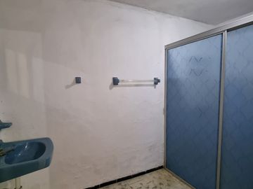 CASA DE UNA PLANTA EN VENTA EN EL CENTRO, MÉRIDA, CERCA DEL PARQUE DE LA ERMITA