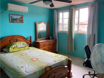 CASA DUPLEX EN VENTA EN BRISAS DEL GOLF PANAM