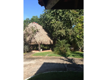 CHITRE / CASA DE CAMPO / 4300 M2 / CON CASA DE HUESPED