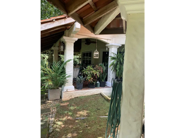 CHITRE / CASA DE CAMPO / 4300 M2 / CON CASA DE HUESPED