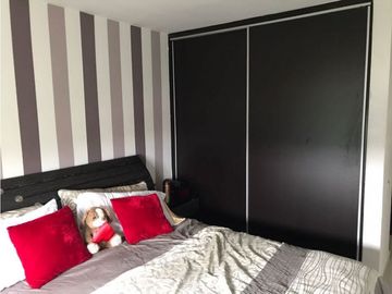 Vendo o alquilo apartamento en Altamira Gardens