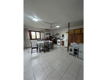 VENTA-CASA 2 DORM MAS DEPARTAMENTO-B° JUNIORS