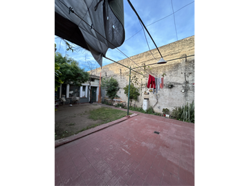 VENTA-CASA 2 DORM MAS DEPARTAMENTO-B° JUNIORS