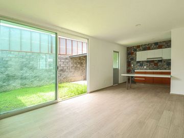 Casa en Privada en Miraval Cuernavaca - M2AI-775-Cp