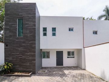 Casa en Privada en Miraval Cuernavaca - M2AI-775-Cp