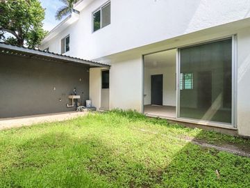 Casa en Privada en Miraval Cuernavaca - M2AI-775-Cp