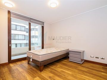 Departamento en Venta en Av. Cristobal Colon