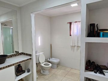 Venta casa  6 amb c/pilteta La Plata -VILLA ELVIRA