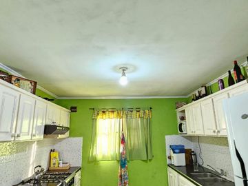 Venta casa  6 amb c/pilteta La Plata -VILLA ELVIRA
