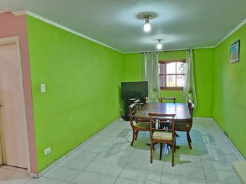 Venta casa  6 amb c/pilteta La Plata -VILLA ELVIRA