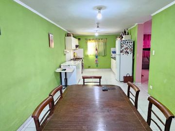 Venta casa  6 amb c/pilteta La Plata -VILLA ELVIRA