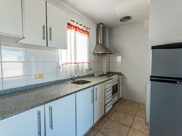 VENTA DEPARTAMENTO MORON 3 AMBIENTES / 2 COCHERASS