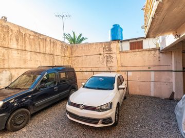 VENTA DEPARTAMENTO MORON 3 AMBIENTES / 2 COCHERASS