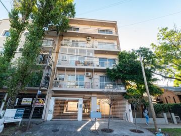 VENTA DEPARTAMENTO MORON 3 AMBIENTES / 2 COCHERASS