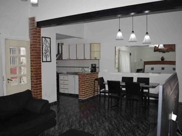 Venta Casa 4 Ambientes Patio y Cochera Barracas