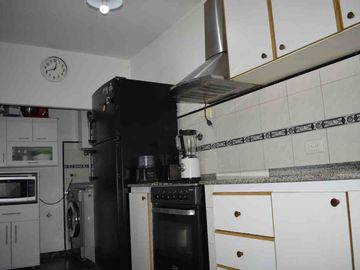 Venta Casa 4 Ambientes Patio y Cochera Barracas