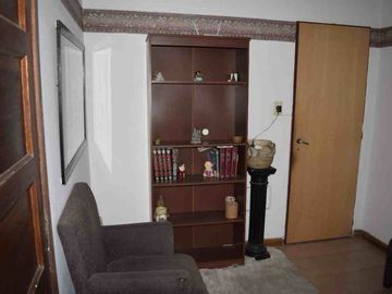 Venta Casa 4 Ambientes Patio y Cochera Barracas
