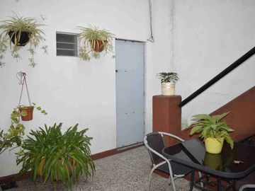 Venta Casa 4 Ambientes Patio y Cochera Barracas