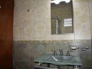 Venta Casa 4 Ambientes Patio y Cochera Barracas