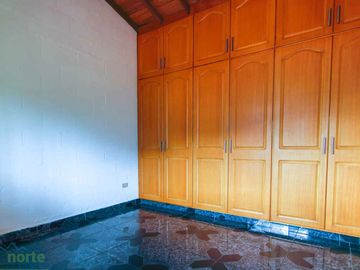 CASA en VENTA en Bello Casa de dos niveles Estacion Primera