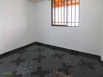 CASA en VENTA en Bello Casa de dos niveles Estacion Primera