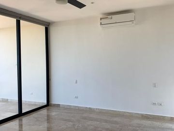 Venta Casa Privada Oasis Yucatán Country Club en Mérida, Yucatán