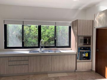 Venta Casa Privada Oasis Yucatán Country Club en Mérida, Yucatán