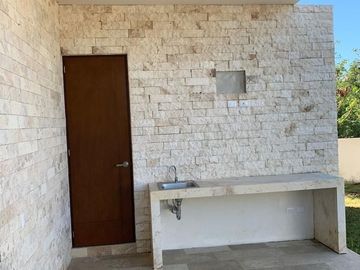 Venta Casa Privada Oasis Yucatán Country Club en Mérida, Yucatán