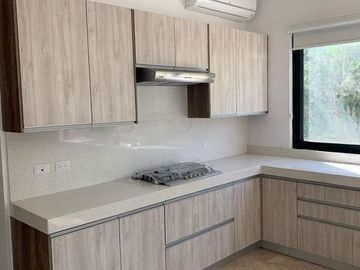 Venta Casa Privada Oasis Yucatán Country Club en Mérida, Yucatán