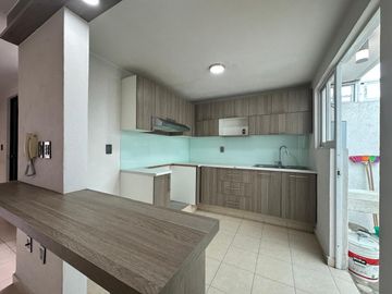 VENTA CASA FRACC. LA JOYA, TOLUCA, MÉXICO