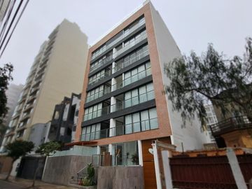 VENTA DEPARTAMENTO TRIPLEX EN MIRAFLORES