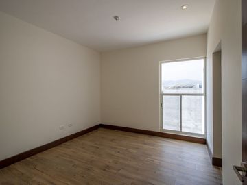 Casa en venta en carretera nacional / Laderas de Caranday