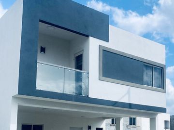 Casa en Venta, Estricta Seguridad, Centro, Montemorelos, Nuevo León