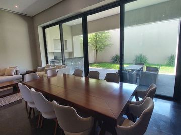 Casa En Venta en San Pedro Garza Garcia