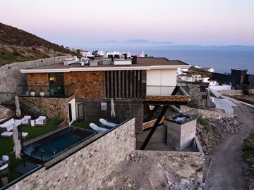 EXCLUSIVA RESIDENCIA DE LUJO EN ENSENADA