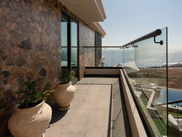 EXCLUSIVA RESIDENCIA DE LUJO EN ENSENADA