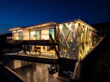 EXCLUSIVA RESIDENCIA DE LUJO EN ENSENADA